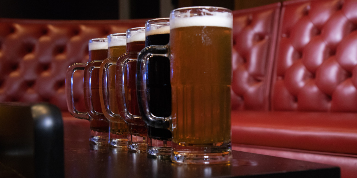 Assorted Beer Mugs (22oz)